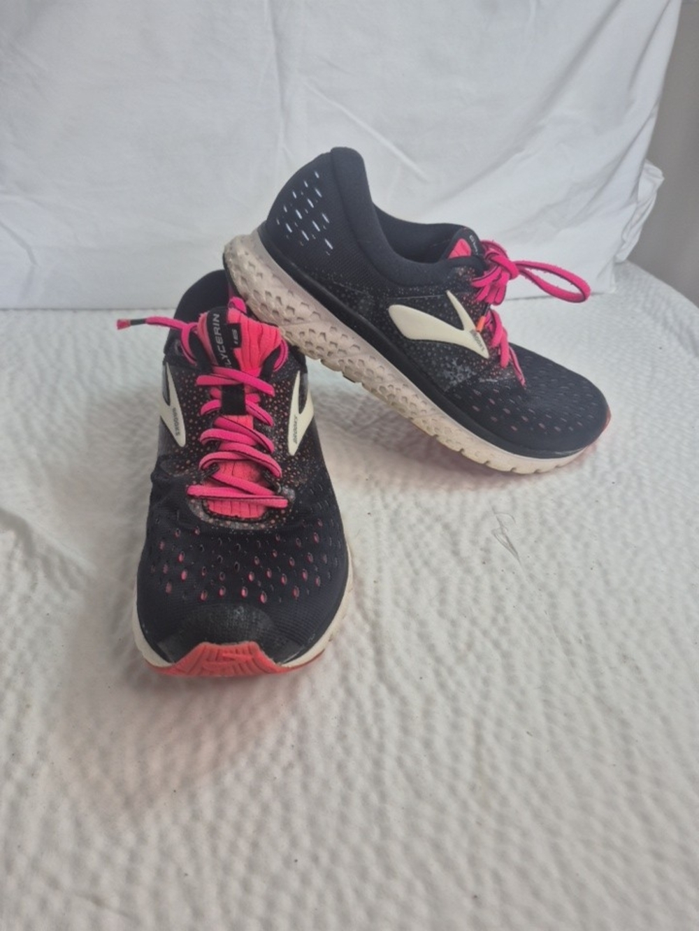 Brooks Glycerin 16 Women's Black/Pink Wide (D) Mesh Lace Up Shoes 120278